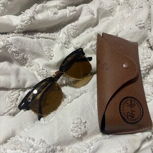 Ray-Ban Black and Gold Sunglasses with Brown Case